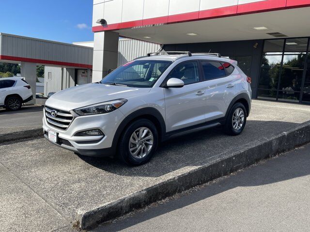 2016 Hyundai Tucson SE