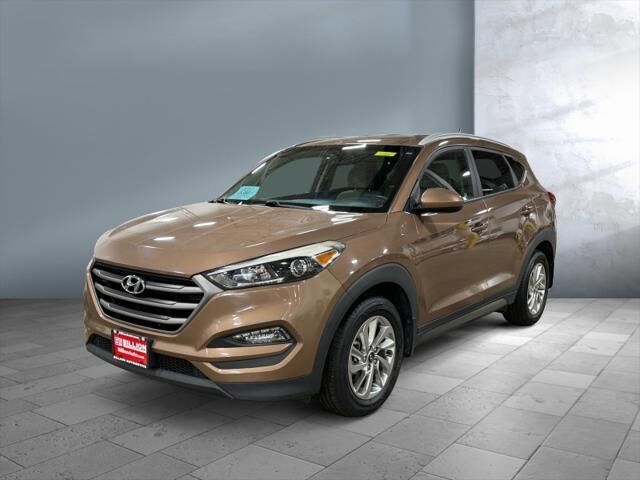2016 Hyundai TUCSON SE — photo 1 of 15