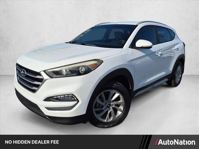 2017 Hyundai TUCSON SE Plus — photo 1 of 13