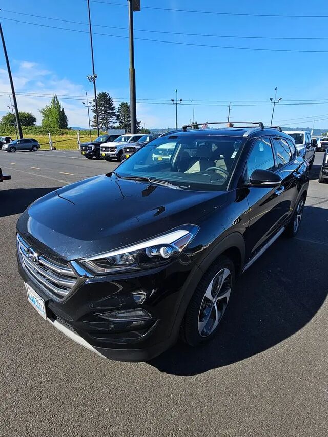 2017 Hyundai TUCSON Limited — photo 1 of 12