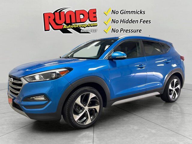 2017 Hyundai Tucson Sport — photo 1 of 12