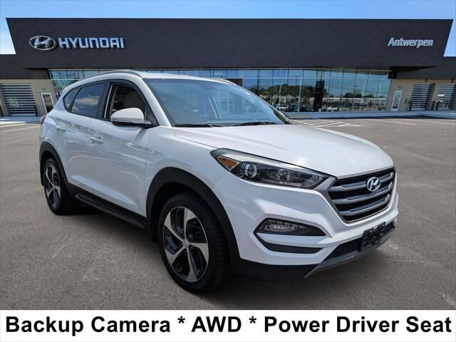 2016 Hyundai TUCSON Sport — photo 1 of 13