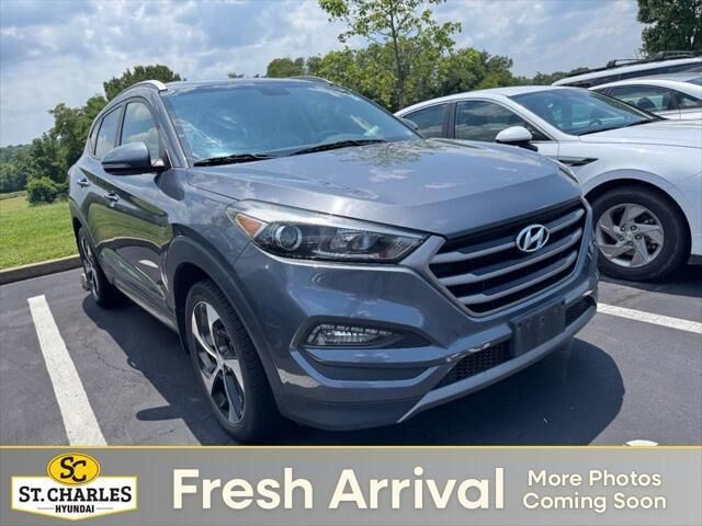 2016 Hyundai TUCSON Sport — photo 1 of 4