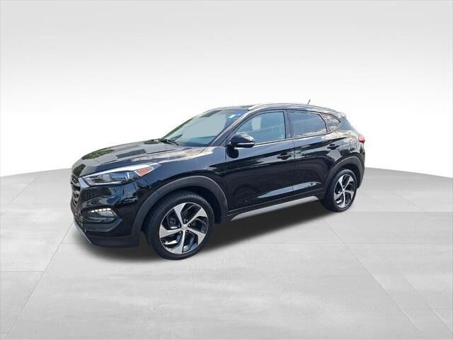 2017 Hyundai TUCSON Sport — photo 1 of 13