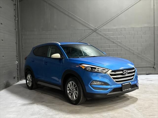 2017 Hyundai TUCSON SE