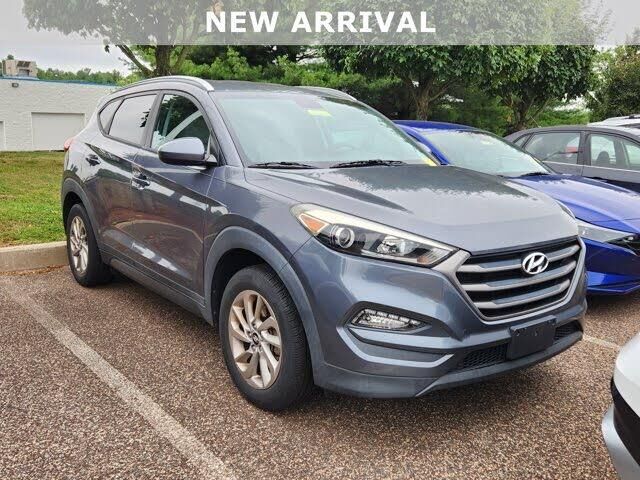 2016 Hyundai TUCSON SE — photo 1 of 1