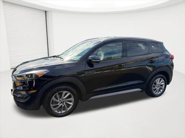 2017 Hyundai TUCSON SE Plus