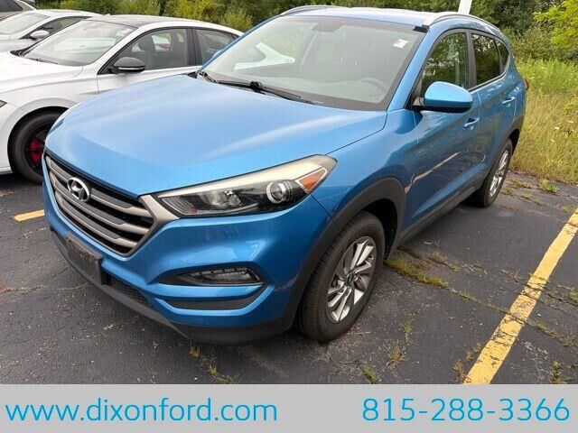 2016 Hyundai TUCSON SE