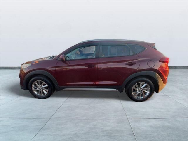 2017 Hyundai TUCSON SE — photo 1 of 26