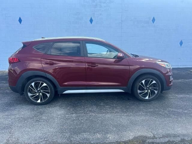 2020 Hyundai TUCSON Sport — photo 1 of 2
