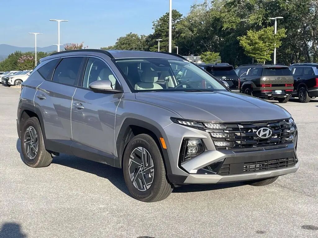 2025 Hyundai TUCSON Hybrid Blue — photo 1 of 25