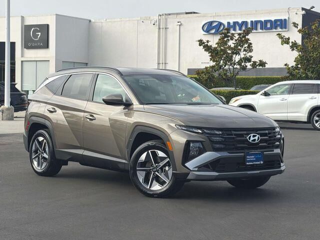 2025 Hyundai TUCSON Plug-in Hybrid SEL — photo 1 of 18