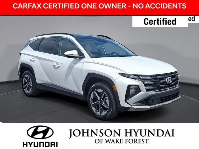 2025 Hyundai TUCSON Hybrid SEL Convenience — photo 1 of 17