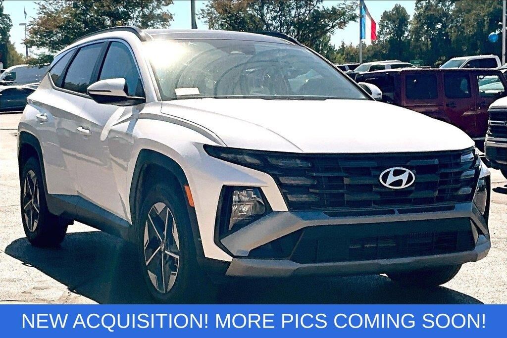 2025 Hyundai TUCSON Hybrid SEL Convenience — photo 1 of 7