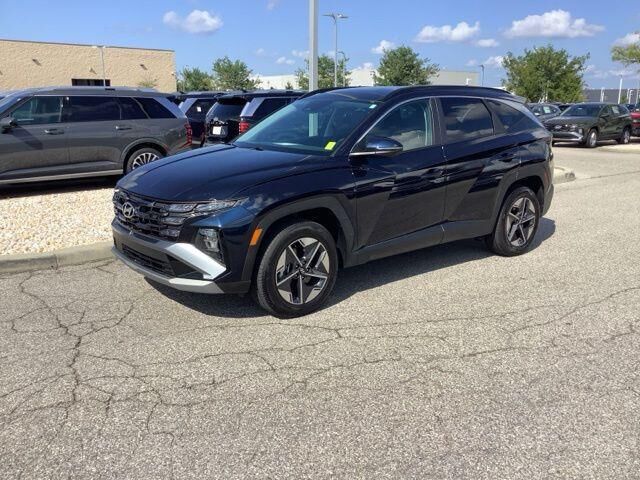 2025 Hyundai TUCSON Hybrid SEL Convenience — photo 1 of 26