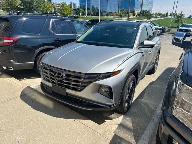 2024 Hyundai TUCSON Hybrid Limited — photo 1 of 26