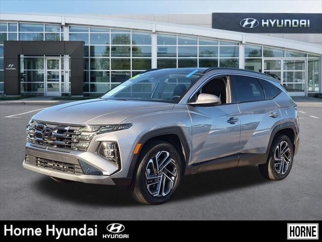 2025 Hyundai TUCSON Hybrid Limited — photo 1 of 13