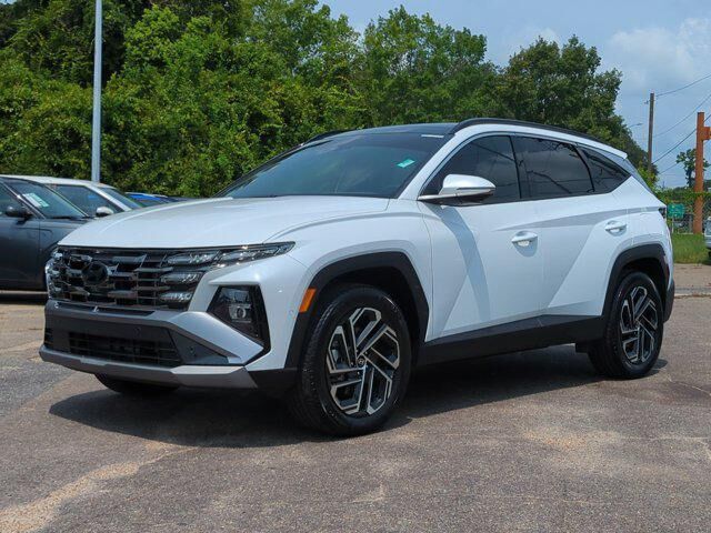2026 Hyundai TUCSON Hybrid Limited — photo 1 of 13