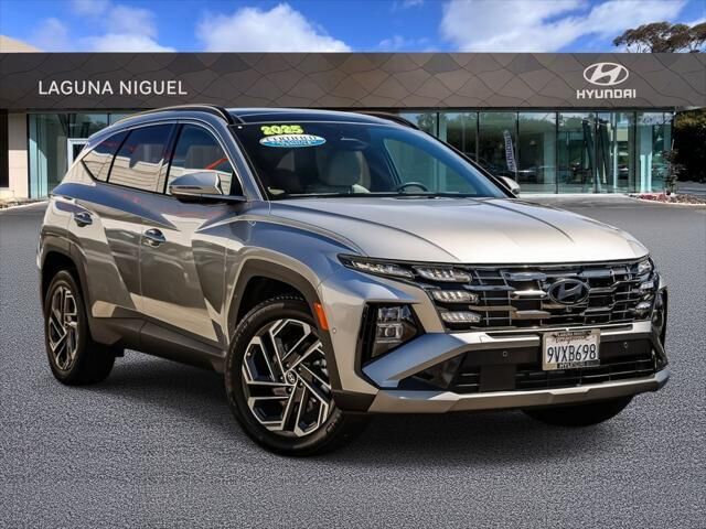 2025 Hyundai TUCSON Hybrid Limited — photo 1 of 26
