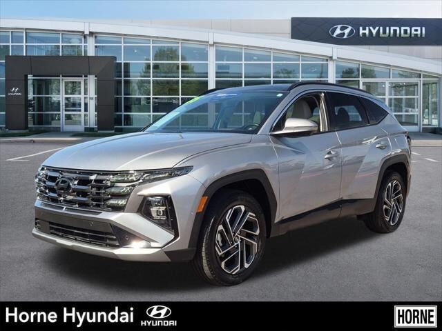2025 Hyundai TUCSON Hybrid Limited — photo 1 of 13