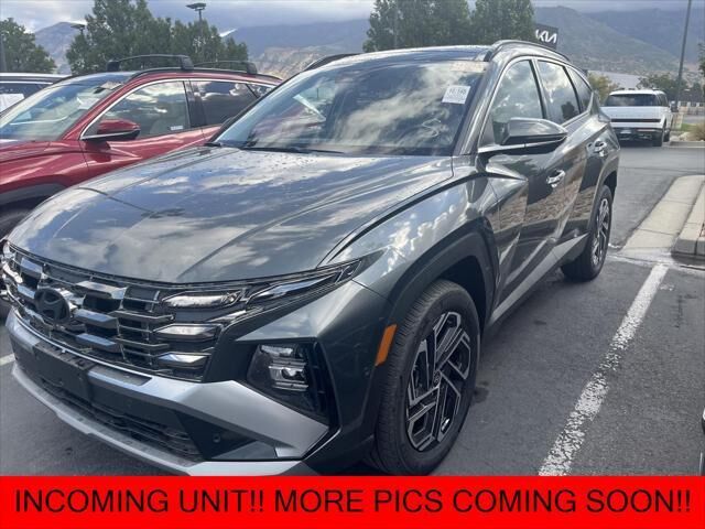 2025 Hyundai TUCSON Hybrid Limited — photo 1 of 7