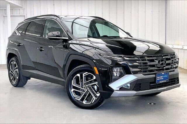 2026 Hyundai TUCSON Hybrid Limited — photo 1 of 13