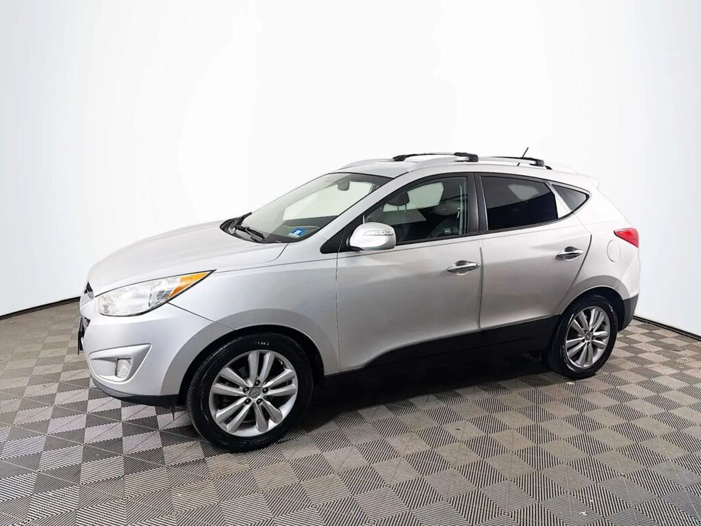 2012 Hyundai TUCSON GLS — photo 1 of 13