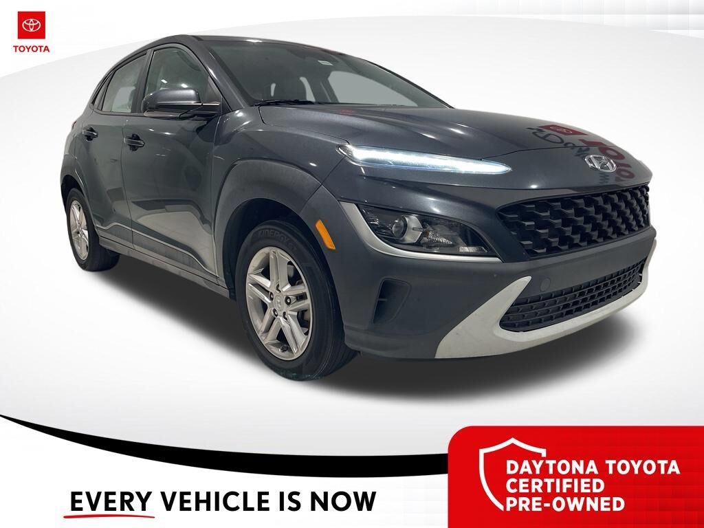 2022 Hyundai KONA SE — photo 1 of 10