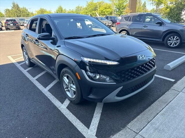 2023 Hyundai KONA SE — photo 1 of 3