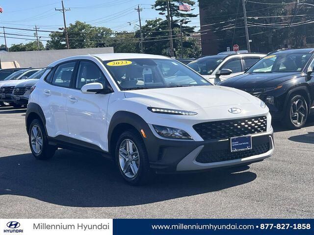 2023 Hyundai KONA SE — photo 1 of 26