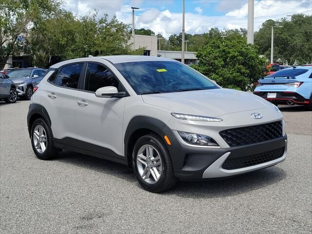 2023 Hyundai KONA SE — photo 1 of 25
