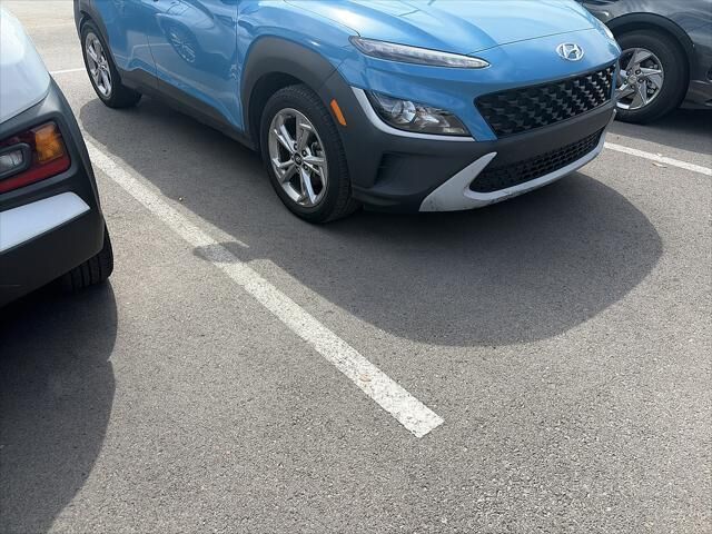 2022 Hyundai KONA SEL — photo 1 of 13