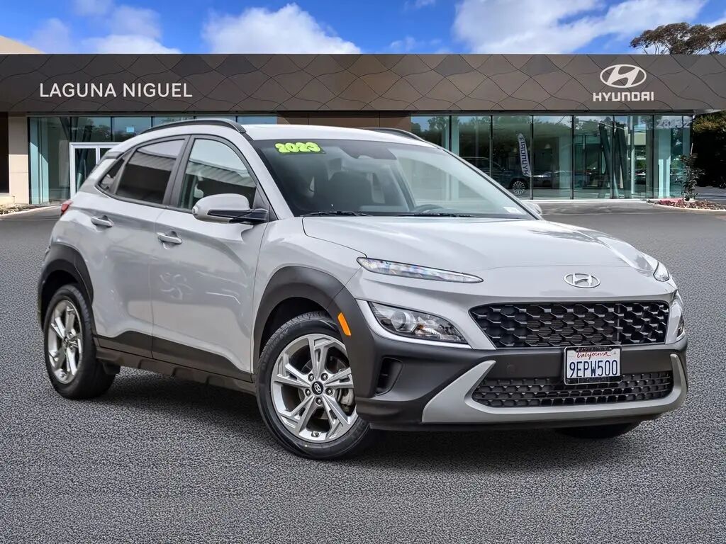 2023 Hyundai KONA SEL — photo 1 of 13