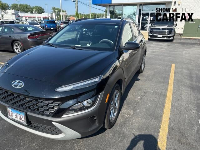 2022 Hyundai KONA SEL — photo 1 of 40