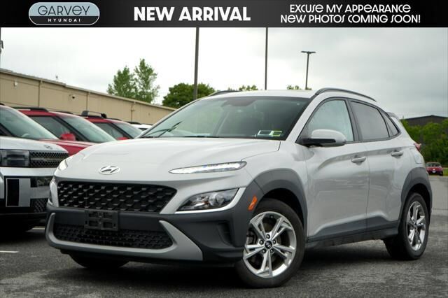 2022 Hyundai KONA SEL — photo 1 of 1