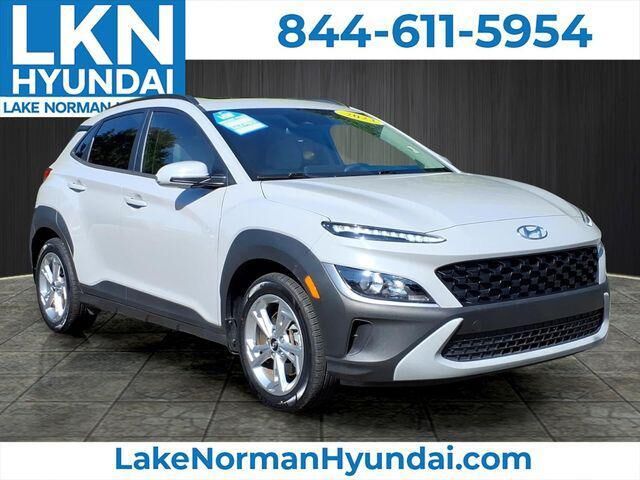 2023 Hyundai KONA SEL — photo 1 of 13