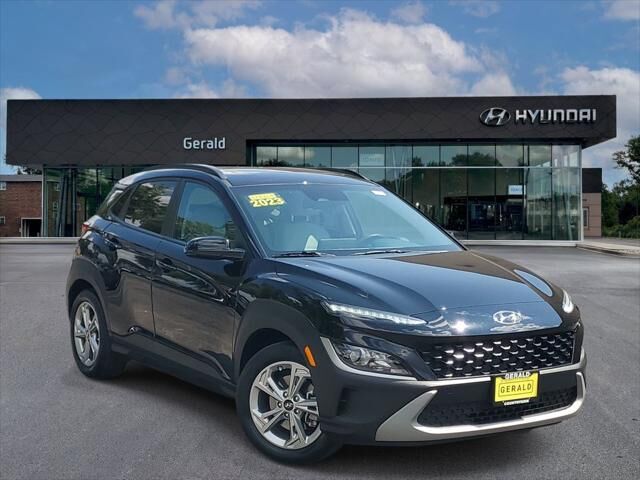 2023 Hyundai KONA SEL — photo 1 of 13