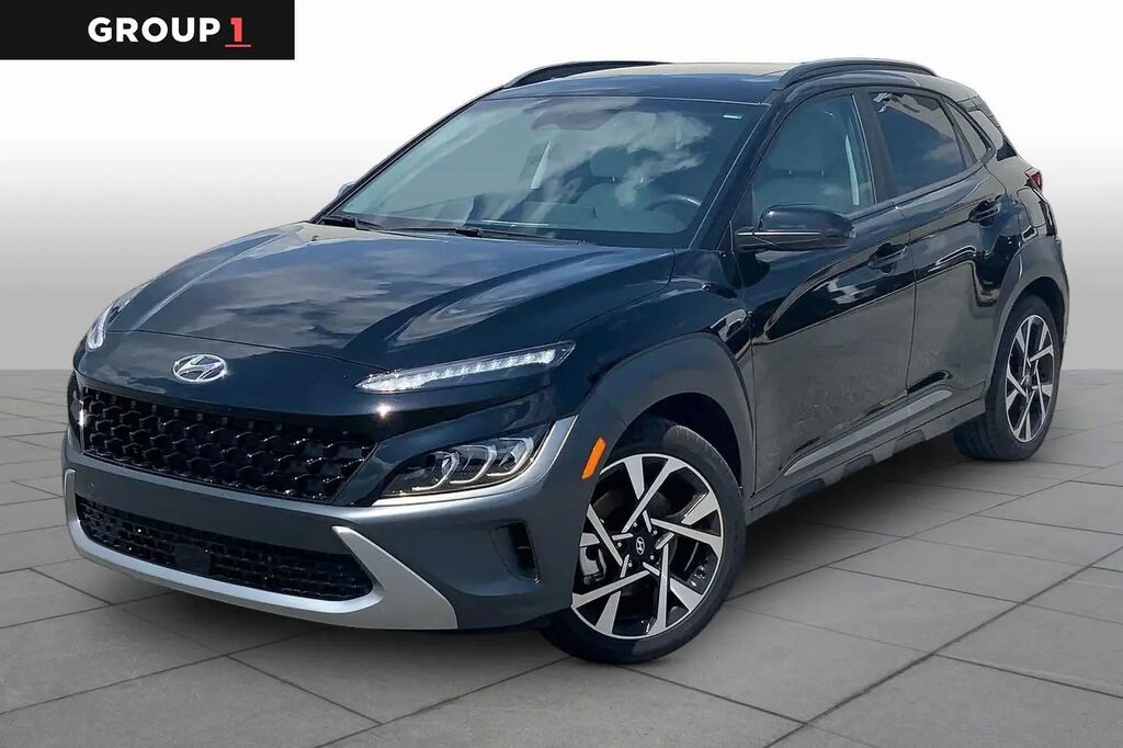 2023 Hyundai KONA Limited — photo 1 of 13