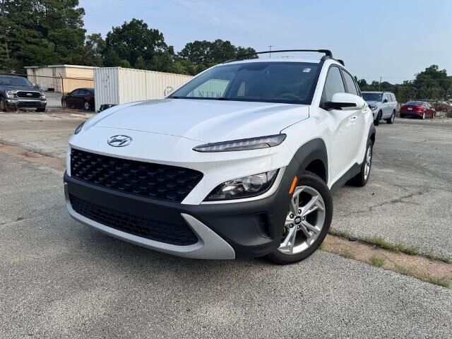 2023 Hyundai KONA SEL — photo 1 of 18