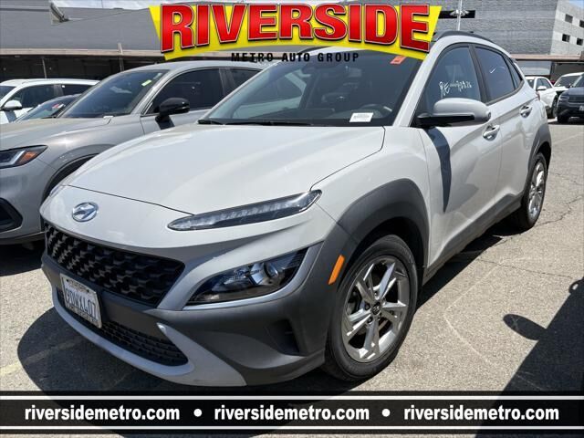 2023 Hyundai KONA SEL — photo 1 of 34