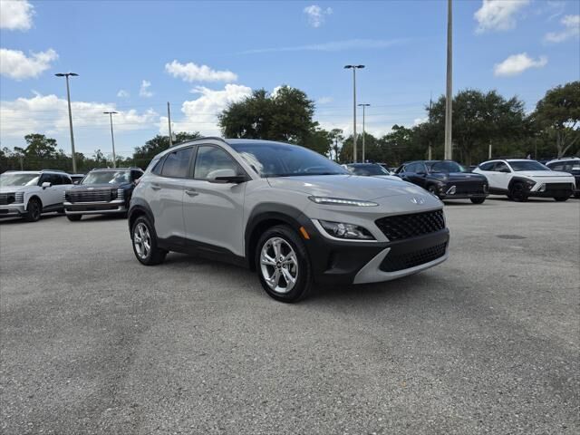 2023 Hyundai KONA SEL — photo 1 of 26