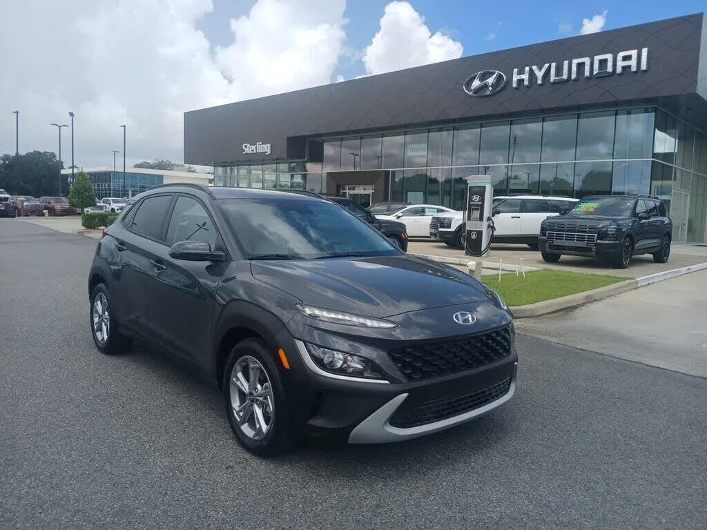 2023 Hyundai KONA SEL — photo 1 of 1