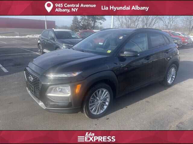 2020 Hyundai KONA SEL Plus — photo 1 of 13