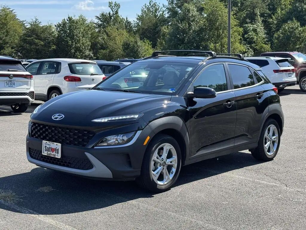 2023 Hyundai KONA SEL — photo 1 of 32