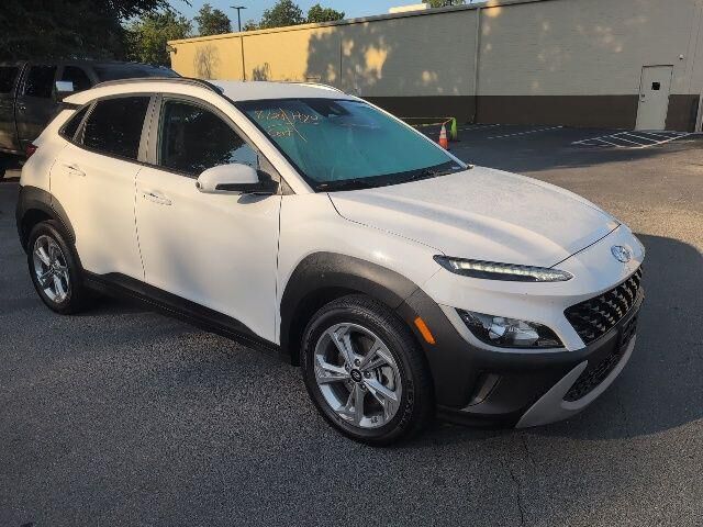 2023 Hyundai KONA SEL — photo 1 of 13