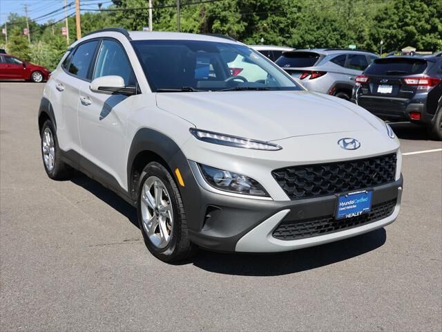 2023 Hyundai KONA SEL — photo 1 of 117