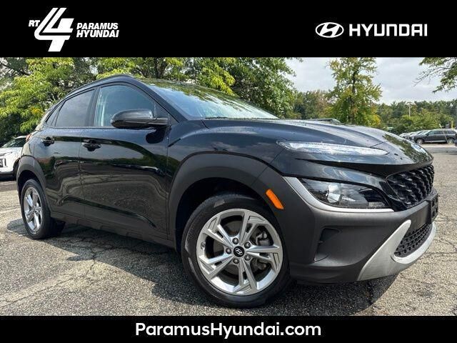 2023 Hyundai KONA SEL — photo 1 of 38