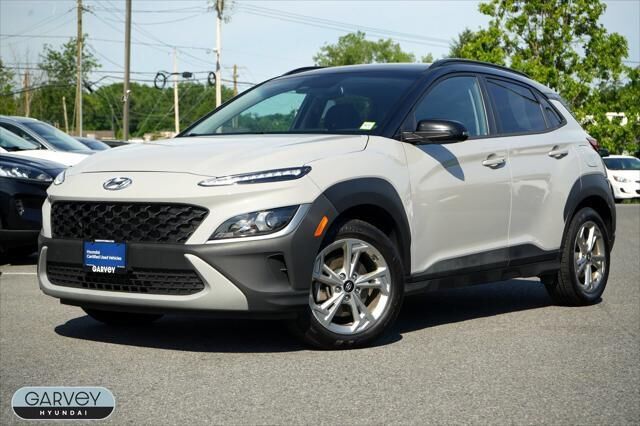 2022 Hyundai KONA SEL — photo 1 of 13