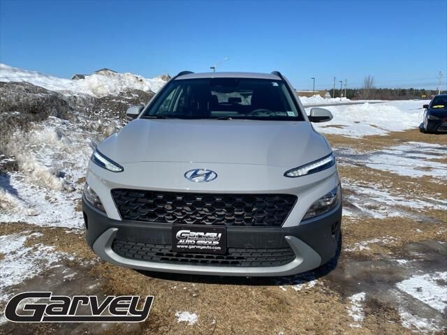 2022 Hyundai KONA SEL — photo 1 of 13