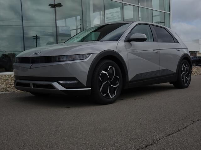 2023 Hyundai IONIQ 5 SE — photo 1 of 13